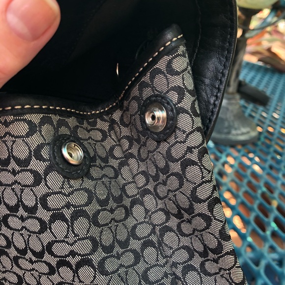 Coach tote - Picture 6 of 8